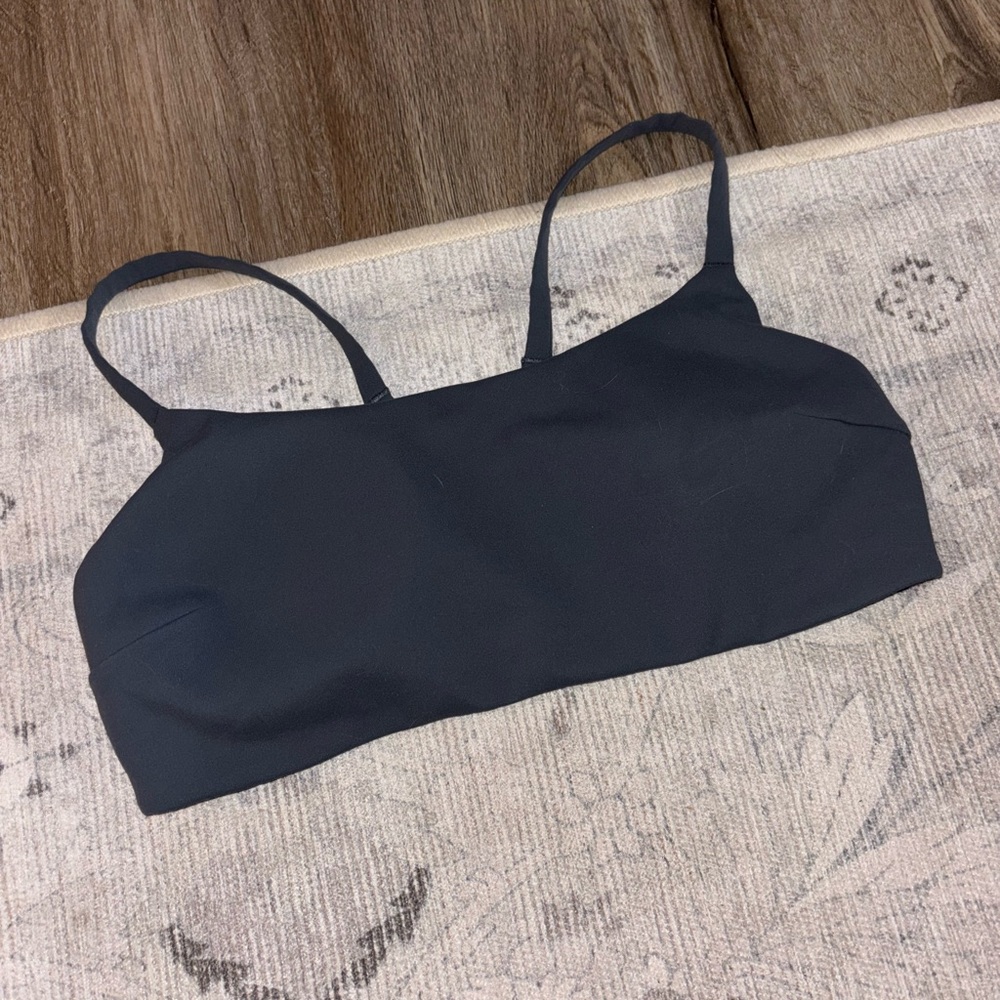 lululemon wunder train bra NEVER WORN